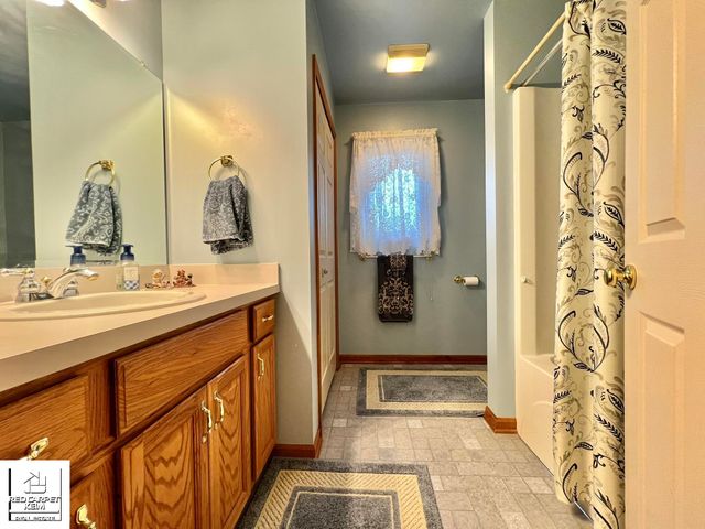 10394 Hills Lane, Goodrich, MI 48438