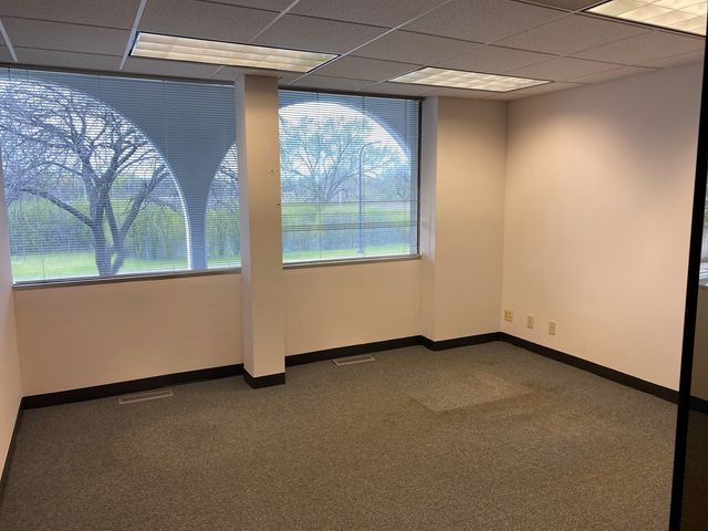 7101 N Cicero Avenue, Lincolnwood, IL 60712