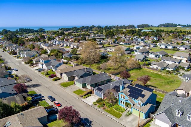 1321 Silverado Avenue, Mckinleyville, CA 95519