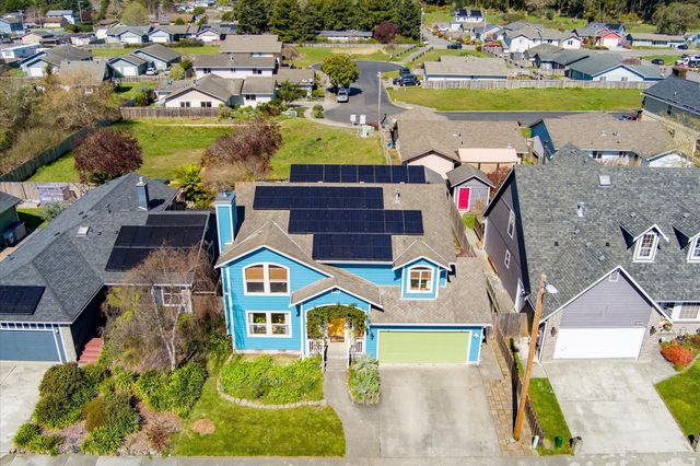 1321 Silverado Avenue, Mckinleyville, CA 95519