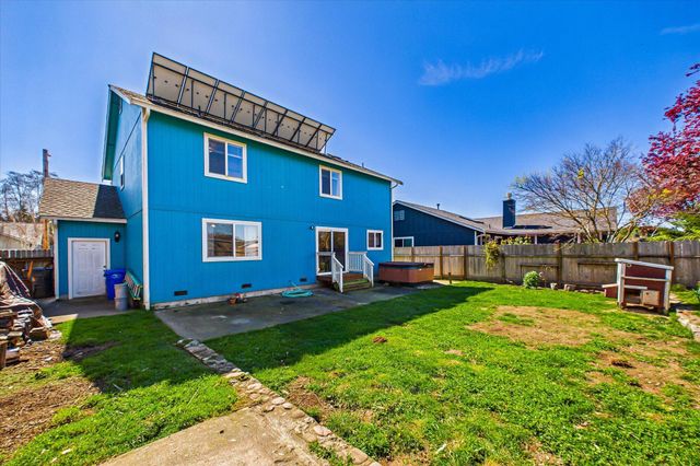 1321 Silverado Avenue, Mckinleyville, CA 95519