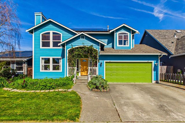 1321 Silverado Avenue, Mckinleyville, CA 95519