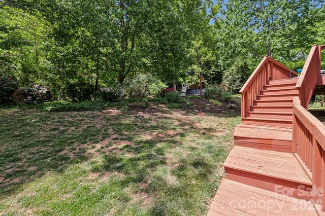 5483 Valley Run Street, Hickory, NC 28601