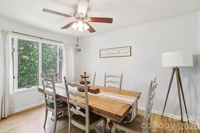 5483 Valley Run Street, Hickory, NC 28601