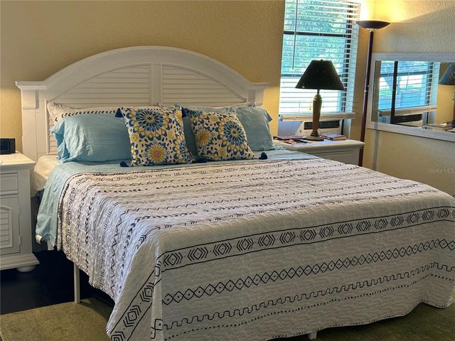 9405 94TH STREET, Seminole, FL 33777