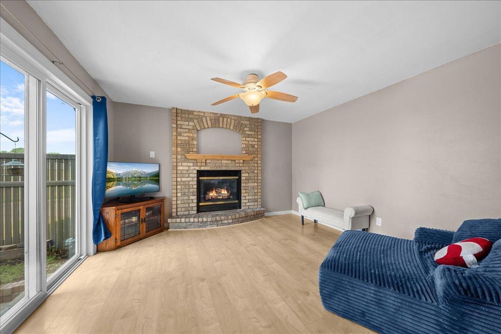 3550 Cloman Way E, Inver Grove Heights, MN 55076 — photo 2
