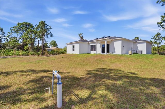 325 Hermosa AVE, Lehigh Acres, FL 33974