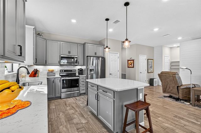 5181 Jasper Square, Vero Beach, FL 32967