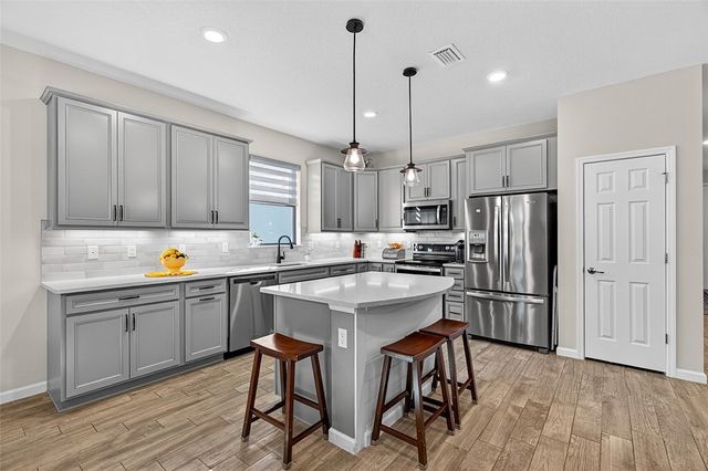 5181 Jasper Square, Vero Beach, FL 32967