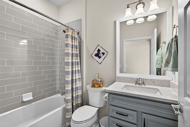 5181 Jasper Square, Vero Beach, FL 32967