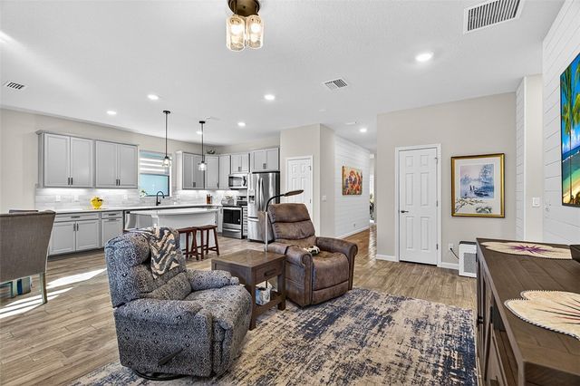 5181 Jasper Square, Vero Beach, FL 32967