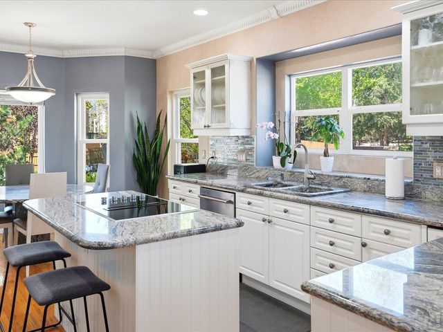 445 Edison Pl, Superior, CO 80027