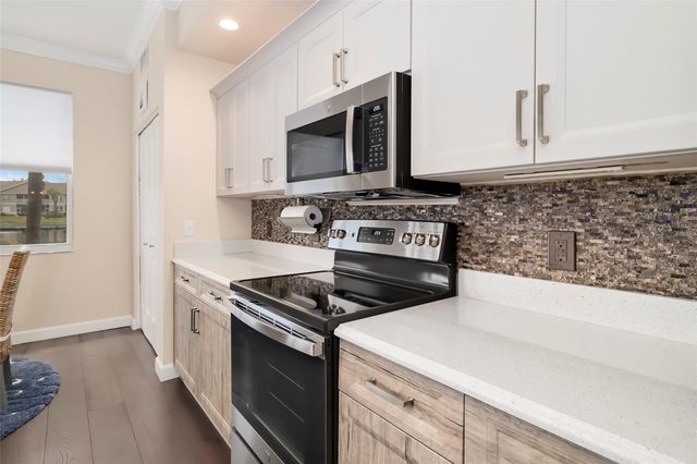 5220 HYLAND HILLS AVENUE 1214, Sarasota, FL 34241