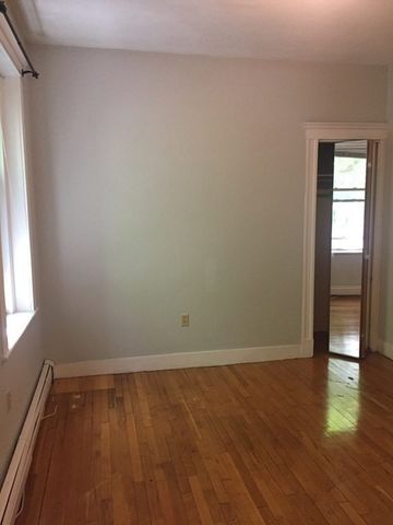 8 Ransom Rd 3, Boston, MA 02135