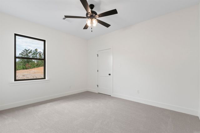 280 Middleton Place Drive, Benton, AR 72019