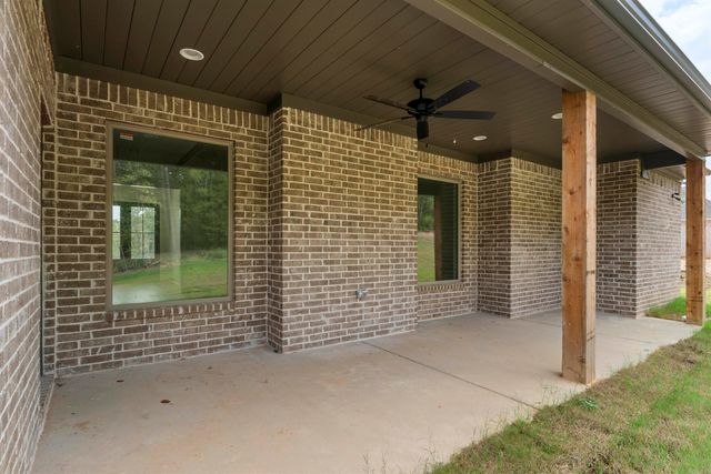 280 Middleton Place Drive, Benton, AR 72019