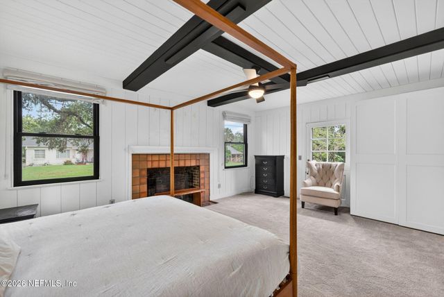 2405 PINERIDGE Road, Jacksonville, FL 32207