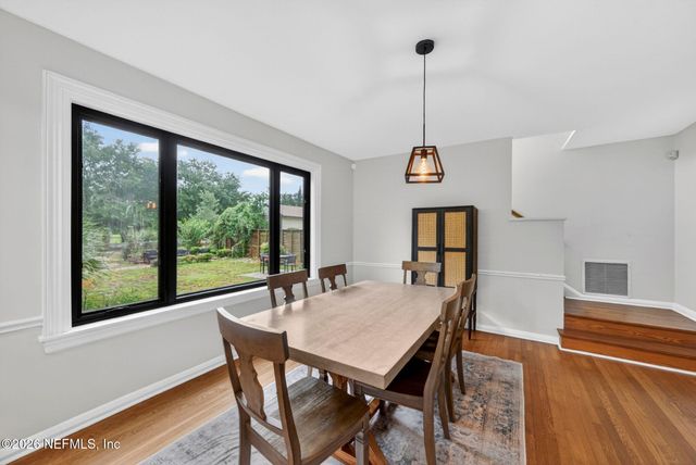 2405 PINERIDGE Road, Jacksonville, FL 32207