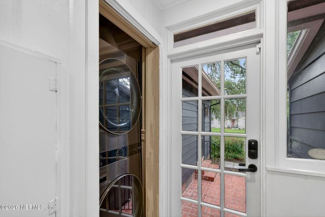 2405 PINERIDGE Road, Jacksonville, FL 32207