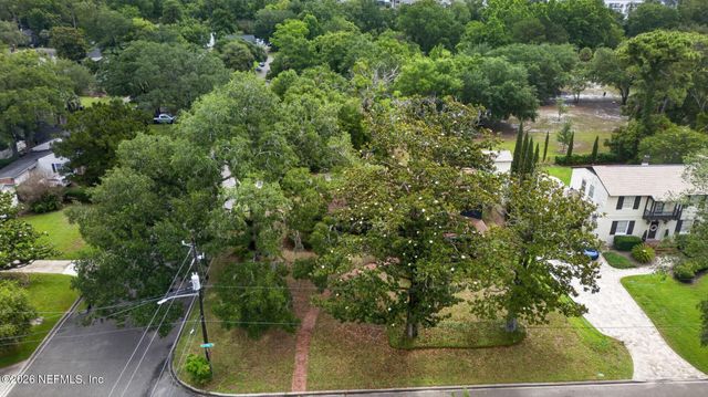 2405 PINERIDGE Road, Jacksonville, FL 32207