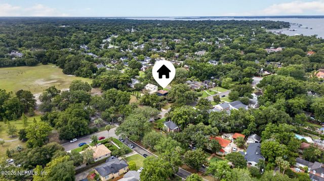 2405 PINERIDGE Road, Jacksonville, FL 32207