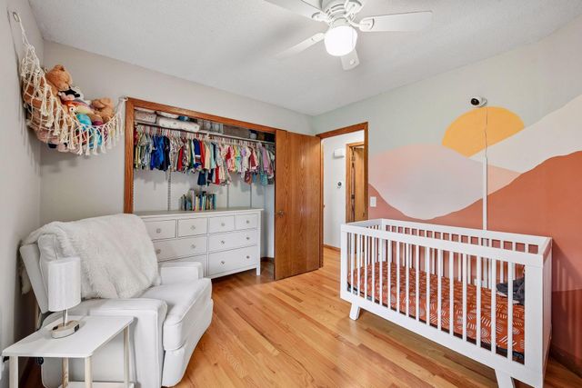 1705 White Oak Drive, Chaska, MN 55318