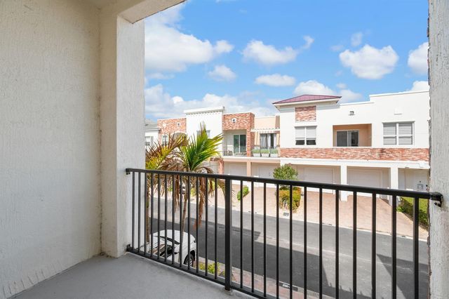 10520 SW Stephanie Way SW 2-203, Port St. Lucie, FL 34987
