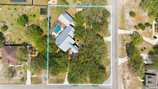 100 Vintage Trail, La Vernia, TX 78121