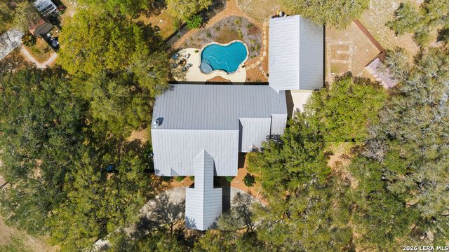 100 Vintage Trail, La Vernia, TX 78121