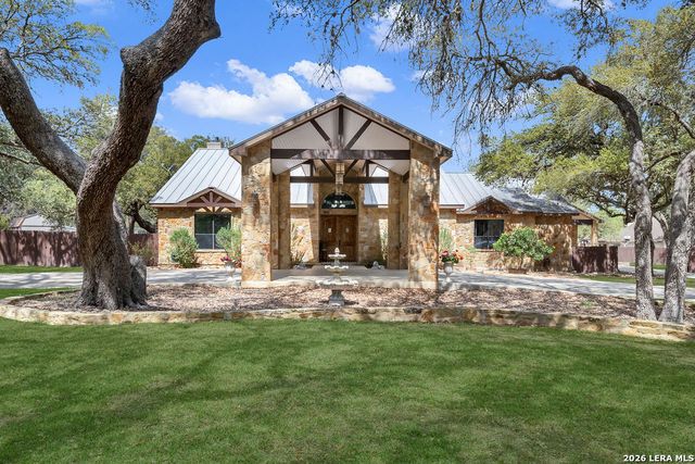 100 Vintage Trail, La Vernia, TX 78121