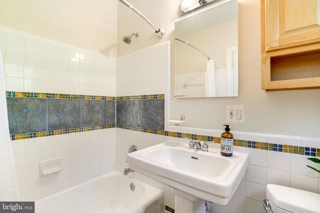 3736 GUNSTON RD, Alexandria, VA 22302