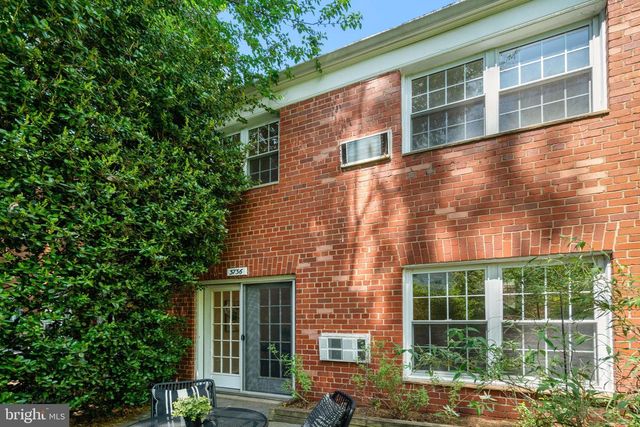 3736 GUNSTON RD, Alexandria, VA 22302