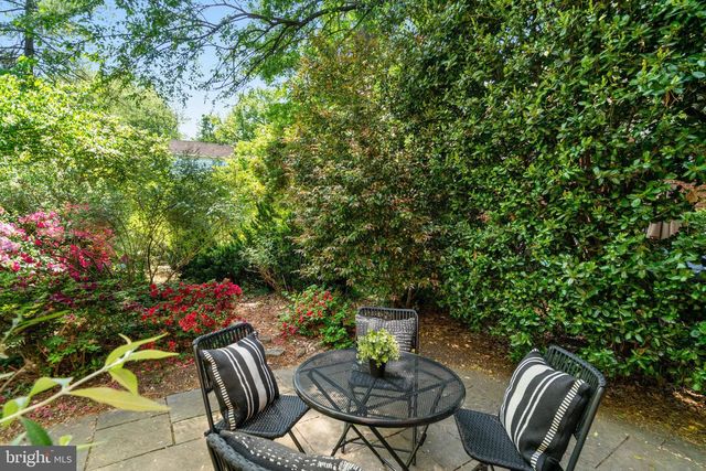 3736 GUNSTON RD, Alexandria, VA 22302