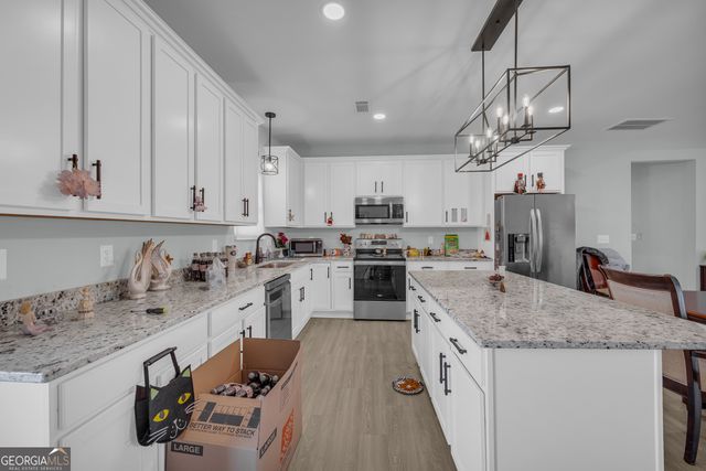 1279 S Fairview Road, Lavonia, GA 30553