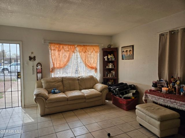 3415 RIVERA Avenue, El Paso, TX 79905