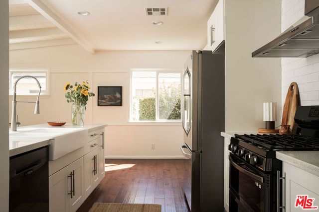 16125 Gledhill Street, North Hills (los Angeles), CA 91343