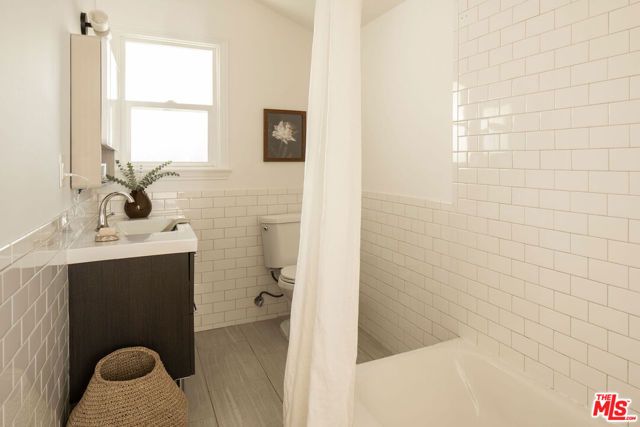 16125 Gledhill Street, North Hills (los Angeles), CA 91343