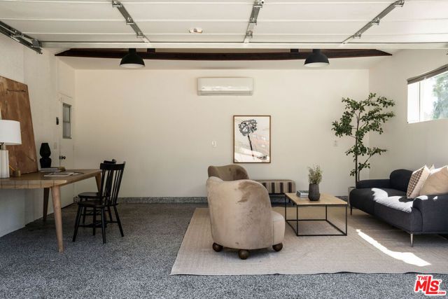 16125 Gledhill Street, North Hills (los Angeles), CA 91343