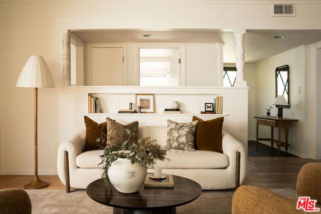 16125 Gledhill Street, North Hills (los Angeles), CA 91343