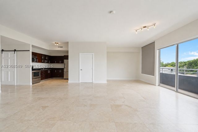 3250 Grand Ave 406, Miami, FL 33133
