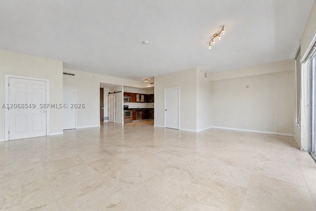3250 Grand Ave 406, Miami, FL 33133