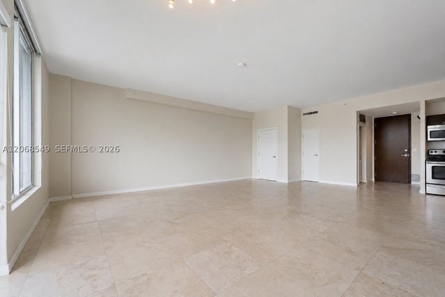 3250 Grand Ave 406, Miami, FL 33133