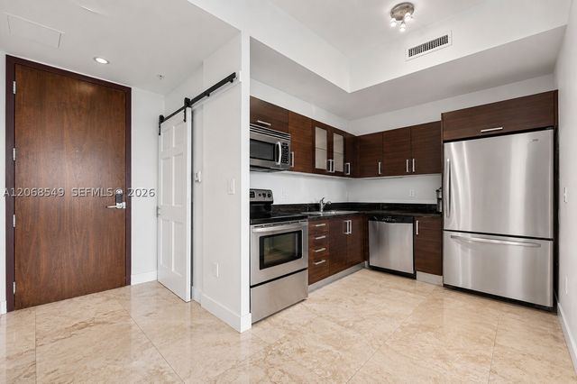 3250 Grand Ave 406, Miami, FL 33133