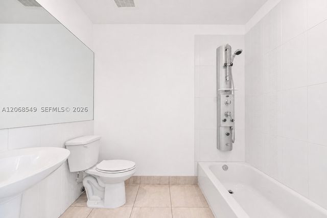 3250 Grand Ave 406, Miami, FL 33133
