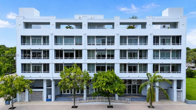 3250 Grand Ave 406, Miami, FL 33133