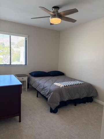 48790 Desert Flower Drive, Palm Desert, CA 92260