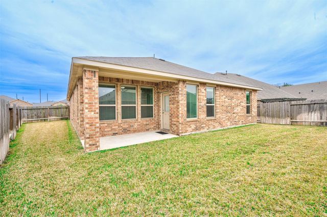 24311 S Newcastle Bay Trail, Spring, TX 77389