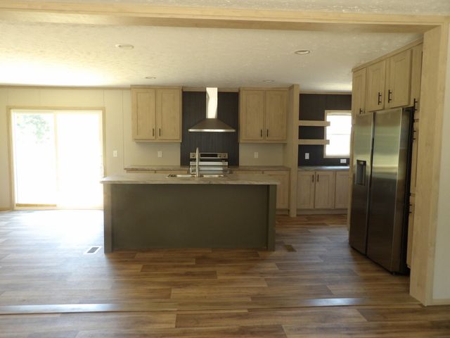 2333 Francis Marion Boulevard, Summerton, SC 29148