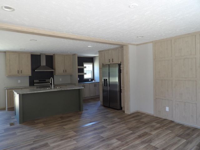 2333 Francis Marion Boulevard, Summerton, SC 29148