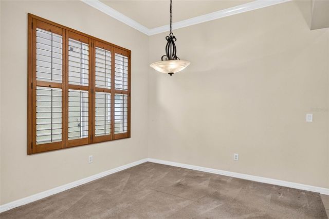 7906 CAMDEN WOODS DRIVE, Tampa, FL 33619